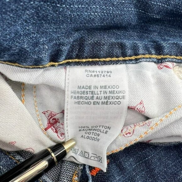 True Religion Medium Wash Distressed Straight Flared Jeans Mens Size 38 - Picture 6 of 9